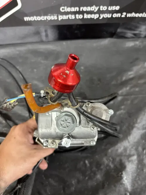 04-09 2006 Honda CRF250R Carburetor OEM Keihin FCR – Good Condition