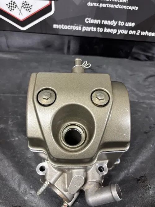2006 Honda CRF250r Cylinder Head Assembly W/camshaft And Valve Cover Oem