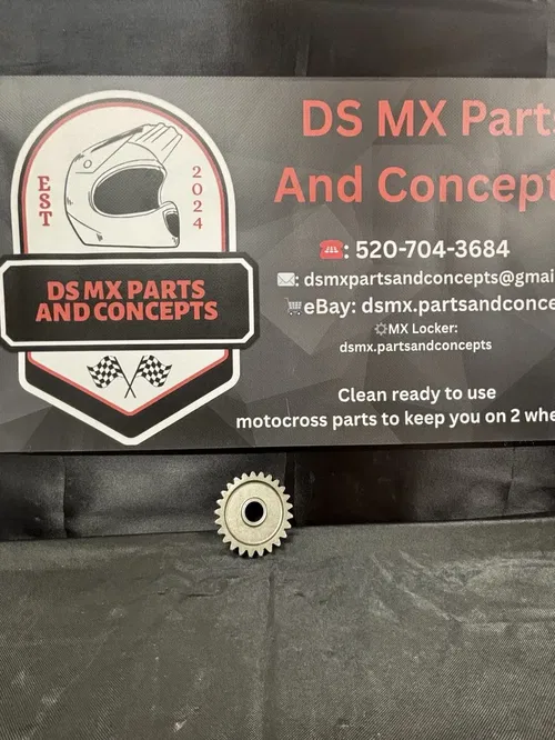 2004 YZ125 Kickstart Idler Gear – OEM Gear