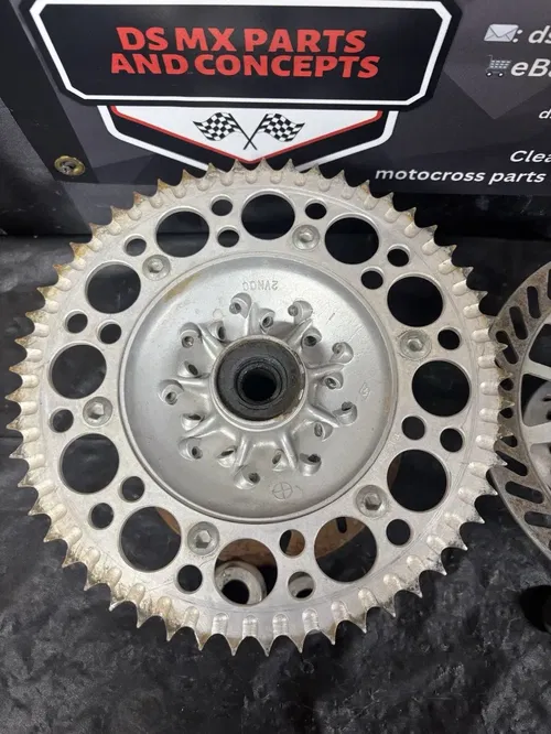 1991 Yamaha YZ125 Front & Rear Wheel Hubs w/ Spacers OEM