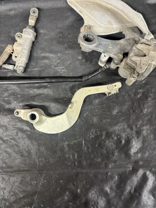 1999 - 2001 Yamaha YZ125 YZ 125 YZ250 250 Rear Brake Caliper Master Cylinder