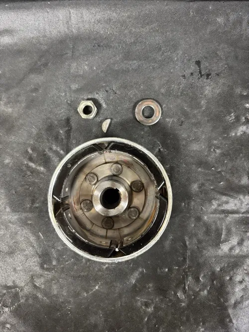 OEM 1990 90 1991 91 YAMAHA YZ 125 YZ125 ENGINE MOTOR FLYWHEEL GENERATOR ROTOR