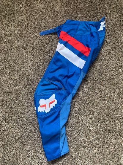 Youth Fox Racing Apparel - Size L
