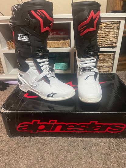 Alpinestars Tech 10 Deus LE Boots - Size 10