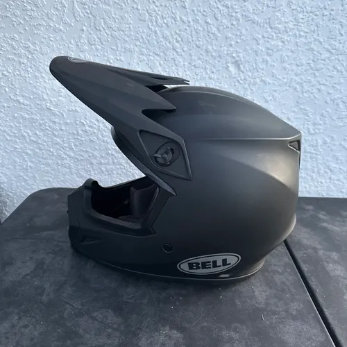 Bell Helmets - Size S