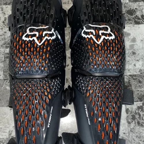 Fox racing titan discount pro