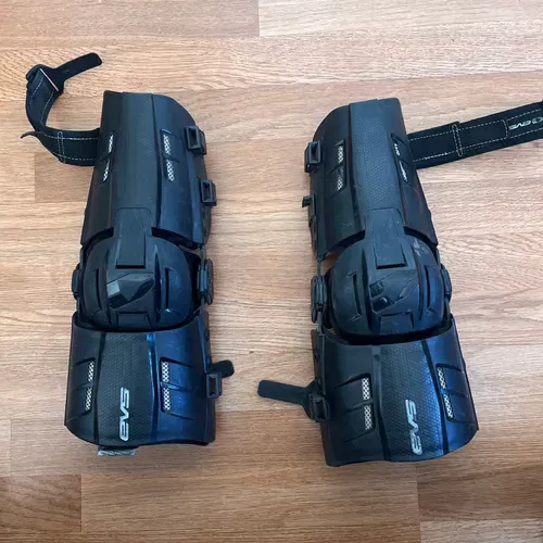 EVS Protective - Size M