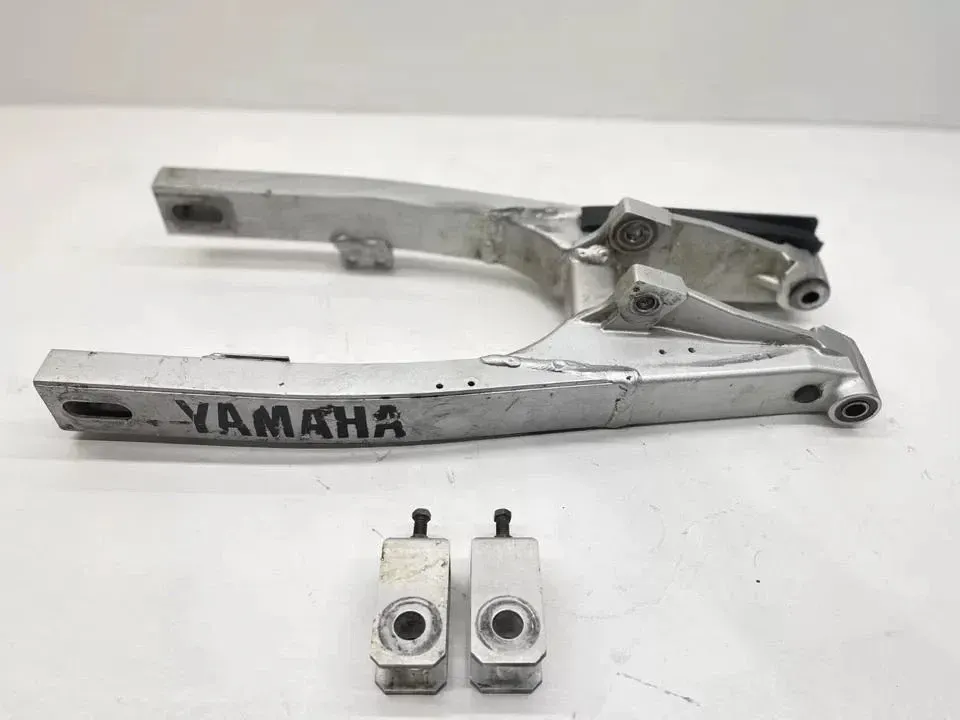 2004 Yamaha YZ85 Swingarm OEM Rear Swing Arm Assembly Suspension 5UN-22110-00-00
