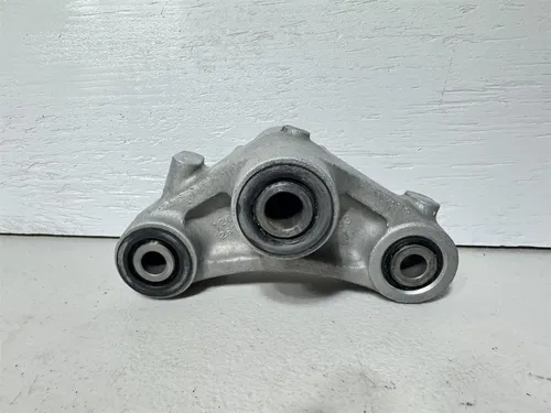 2009 Kawasaki Ninja ZX6R Linkage Knuckle Triangle Rear Shock Suspension ZX-6R