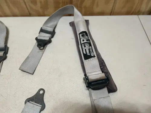 2017 Polaris RZR 1000 Seat Safety Seat Belt Retractor OEM RZR1000