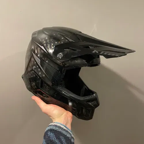 Klim F3 carbon pro helmet 