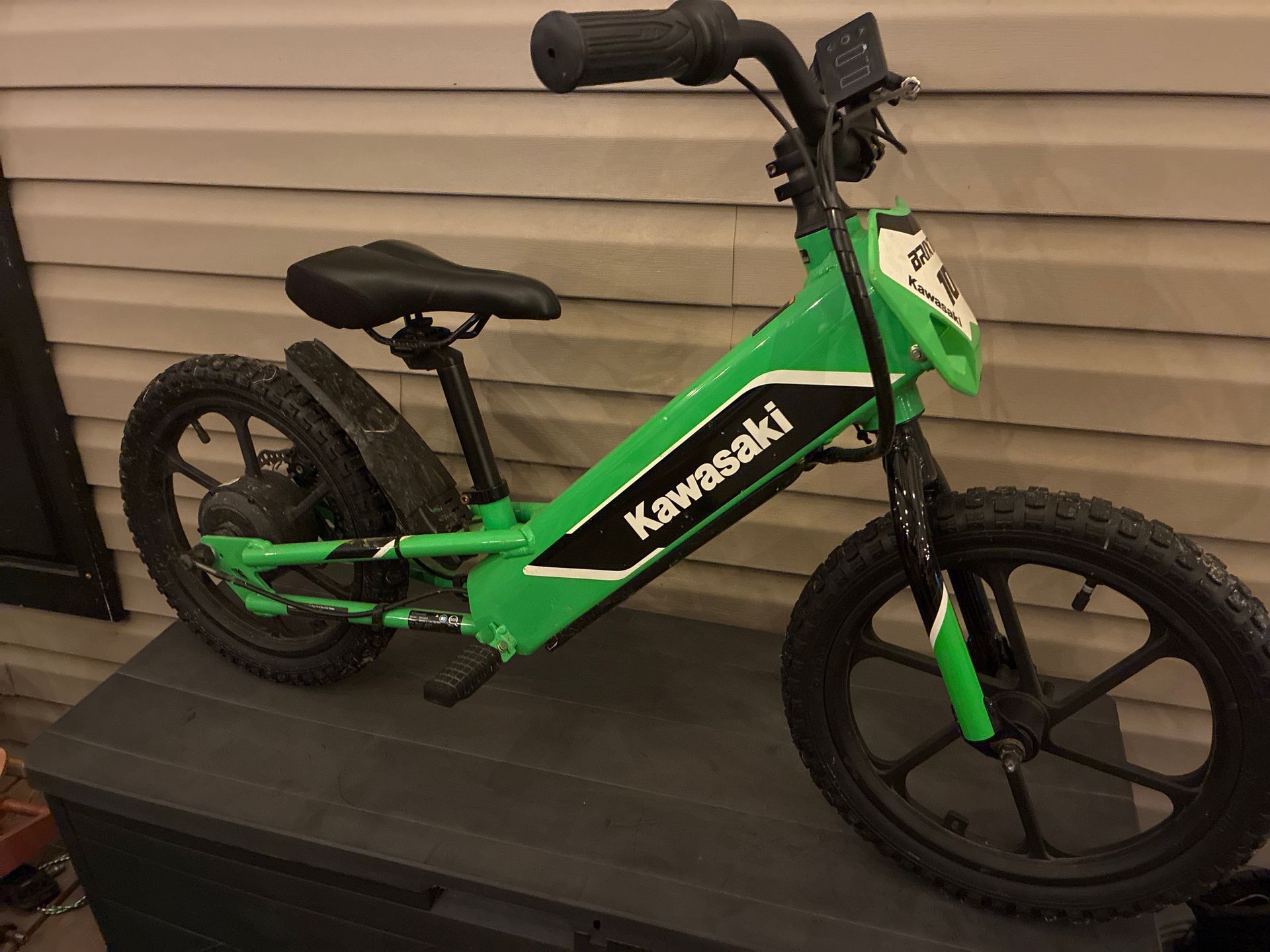 2023 Kawasaki Electrode 16
