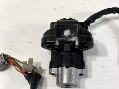 2007 Suzuki GSXR750 Ignition Lock Set Assembly Steering 37100-41G11 GSXR 750