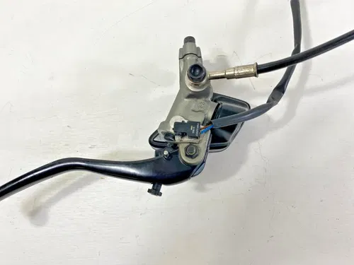 2012 Ducati Diavel Hydraulic Clutch Lever Reservoir Line Pump OEM 69927832A