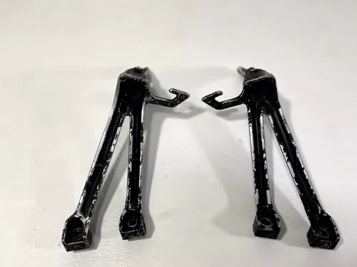 2007 Suzuki GSXR750 Passenger Foot Pegs Rear Set Right Left OEM Rearset GSX R750