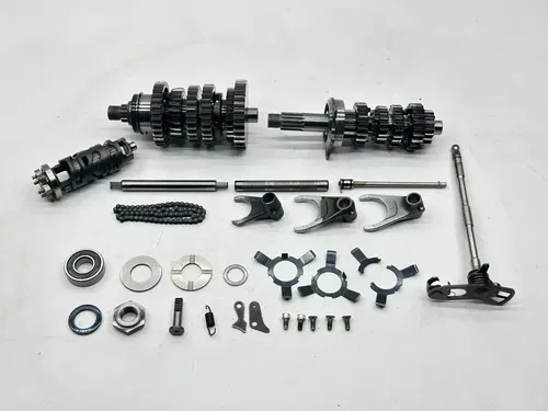 Yamaha r6 gearbox top