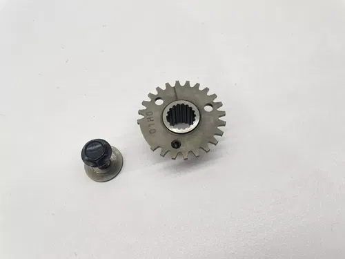 2007 Suzuki GSXR 750 Camshaft Cam Chain Sprocket Bolt 12731-01H00 GSXR750