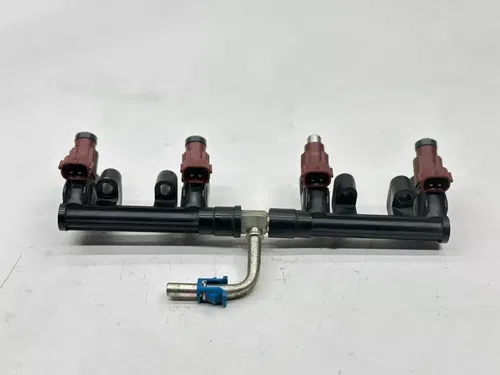 2009 Suzuki GSXR 600 Fuel Gas Petrol Injector Injection Main Rail OEM GSXR600