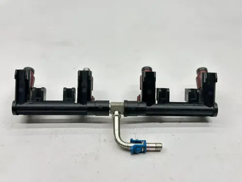 2009 Suzuki GSXR 600 Fuel Gas Petrol Injector Injection Main Rail OEM GSXR600