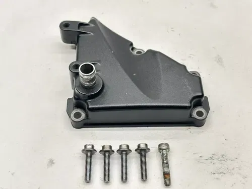 2008-2016 Yamaha YZFR6 Engine Motor Crankcase Cover Vent Bolt OEM 2009 YZ FR6 R6
