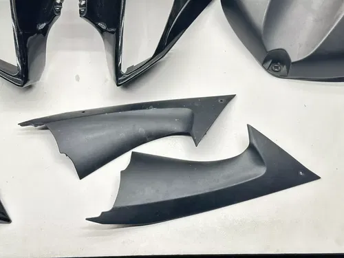 2009 Yamaha YZFR6 Plastic Fairings Set Black Raven Fender Shrouds OEM YZF R6