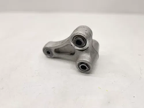 2007 Suzuki GSXR 750 600 Rear Shock Linkage Suspension Knuckle 62601-01853