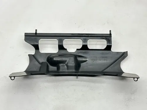 2009 Suzuki GSXR 600 Motorcycle Engine Plastic Cover Guard OEM Protector GSXR600