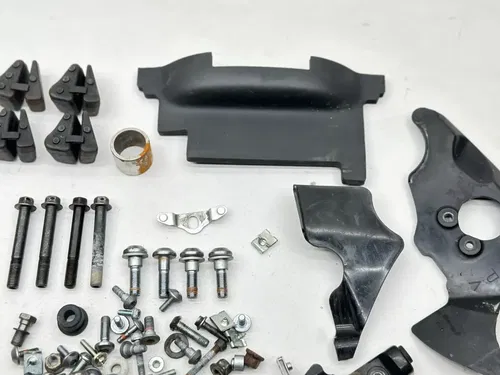 2014 Yamaha R6 Miscellaneous Bolt Kit Spring Washer Screw Nut Cover YZFR6 YZF R6