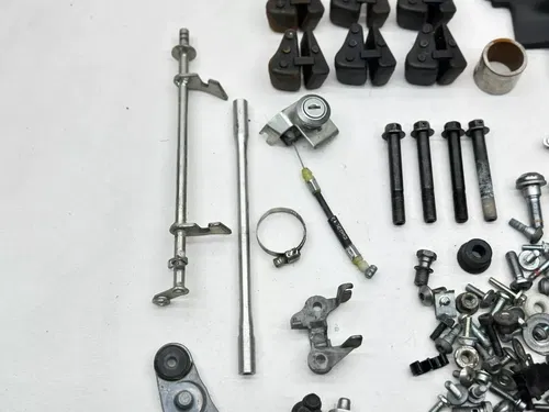 2014 Yamaha R6 Miscellaneous Bolt Kit Spring Washer Screw Nut Cover YZFR6 YZF R6