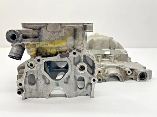 2007 Suzuki GSXR 750 Cylinder Engine Case OEM Top Half Motor Cover Block GSXR750