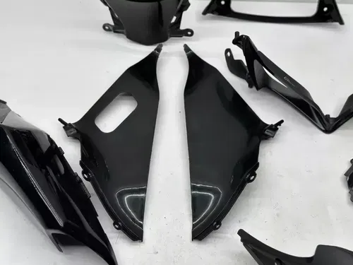 2009 Suzuki GSXR 600 Fairing Body Plastic Kit OEM Shrouds Fenders GSXR600