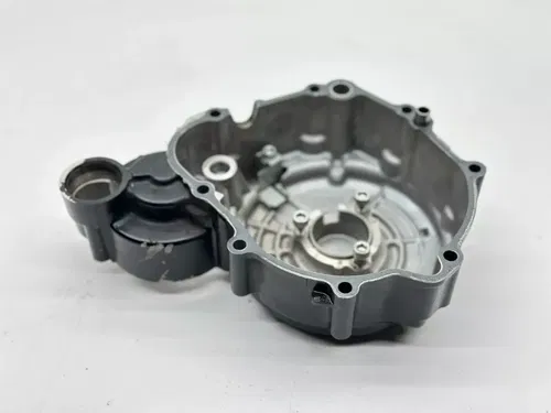 2009 Suzuki GSXR 600 Engine Crankcase Starter Stator Outer Cover OEM GSXR600