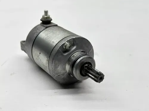 2009 Suzuki GSXR 600 Engine Electrical Stater Motor OEM 31100-01H00 GSXR600