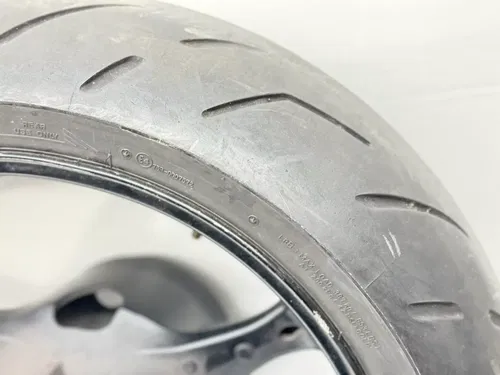 2007 Suzuki GSXR 750 Rear Wheel Rim Black Tire 64111-01H00-019 GSXR750 GSXR600