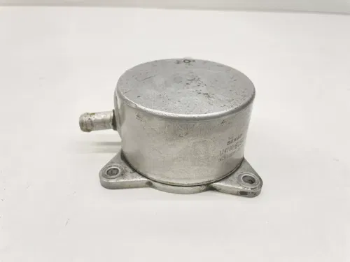 2007 Suzuki GSXR 750 Engine Oil Pump Cooling Motor Case Filter Assembly GSXR750