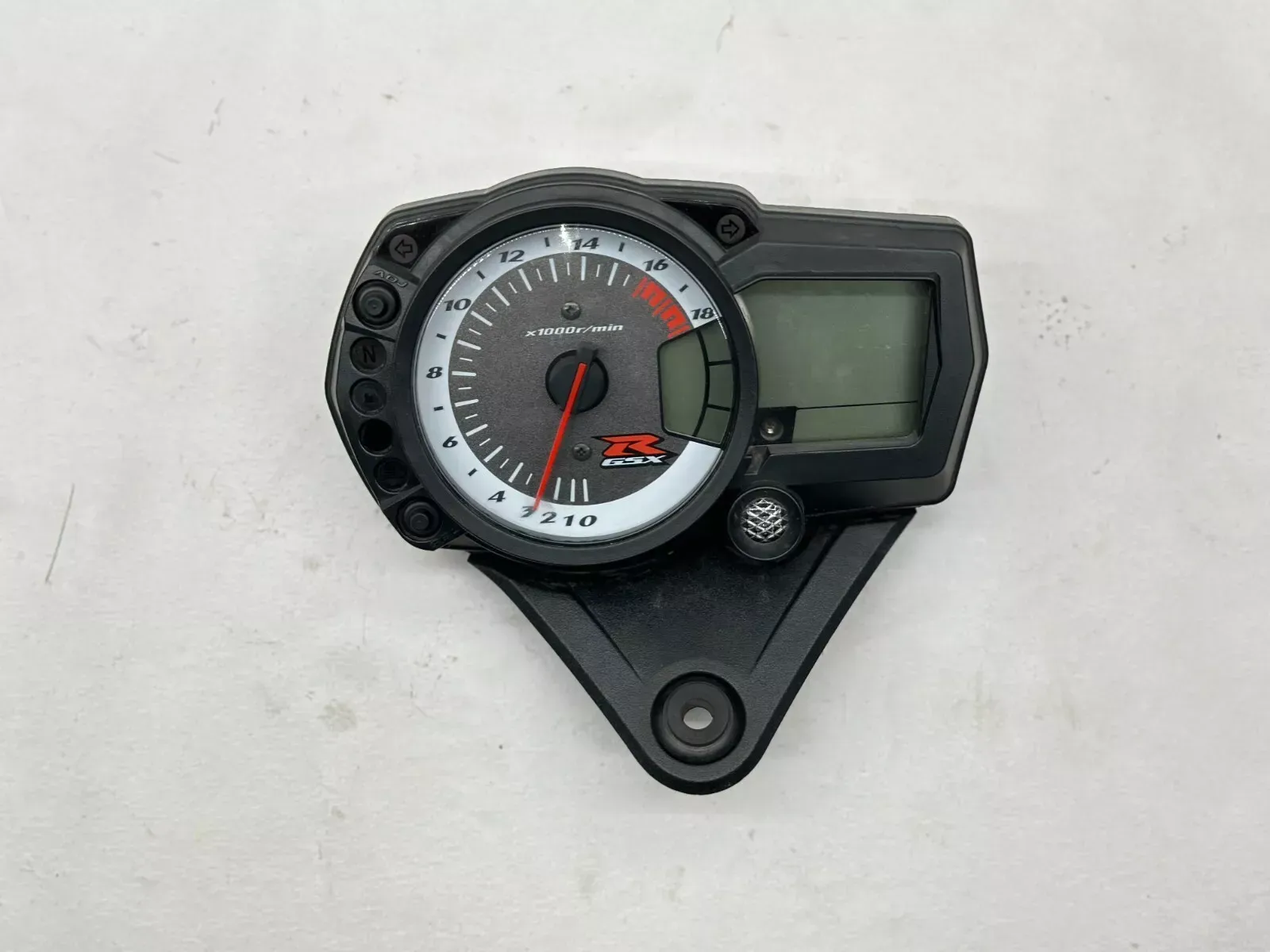SUZUKI　GS、GSX系　メーター 2006 2007 SUZUKI GSXR600 SPEEDOMETER GAUGE CLUSTER E35 | eBay