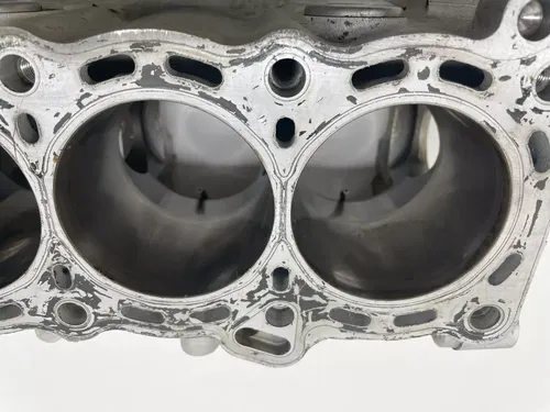 2007 Suzuki GSXR 750 Cylinder Engine Case Top Half Motor Cover Block OEM GSXR750