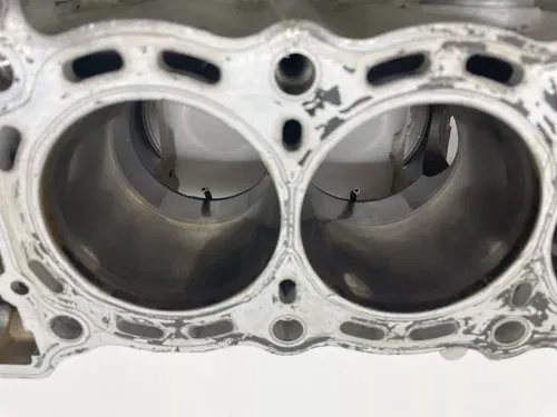 2007 Suzuki GSXR 750 Cylinder Engine Case Top Half Motor Cover Block OEM GSXR750