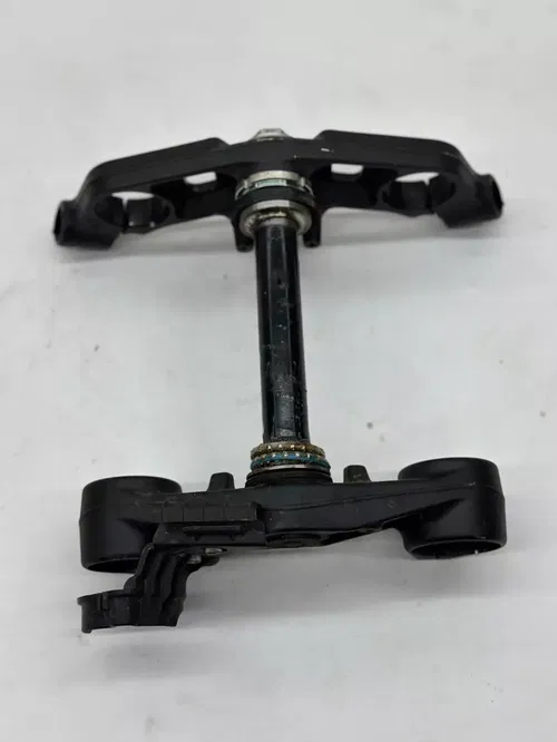 2018 KTM RC390 Duke Triple Tree Stem Clamp Upper Lower Assembly OEM 93001034033