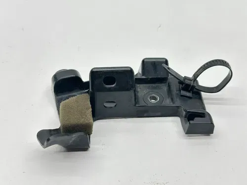 2009 Yamaha YZFR6 Plastic Mount Bracket Holder Cover Guard OEM Black YZF R6