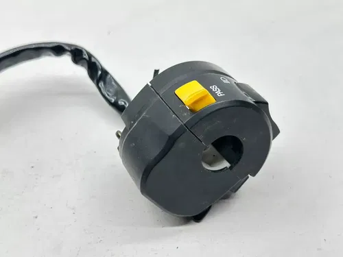 2014 Yamaha R6 Motorcycle Electrical Light switch OEM YZFR6 YZF R6