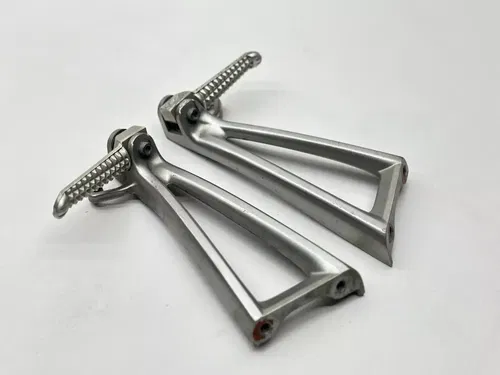 2009 Yamaha YZFR6 Passenger Foot Pegs Rear Set Right Left OEM Rearset Assembly