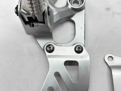 2009 Suzuki GSXR 600 Rear Sets Foot Pegs OEM Rearset Left Right Driver GSXR600