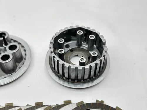 2009 Suzuki GSXR 600 Clutch Assembly Basket Hub Plates Springs Washers GSXR600