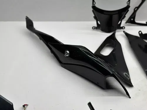 2009 Suzuki GSXR 600 Fairings Body Plastics Kit Shrouds Fender OEM GSXR600