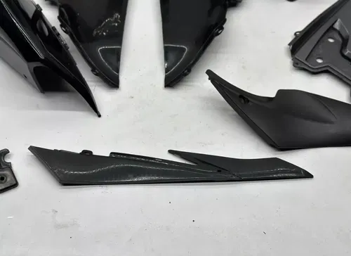 2009 Suzuki GSXR 600 Fairings Body Plastics Kit Shrouds Fender OEM GSXR600