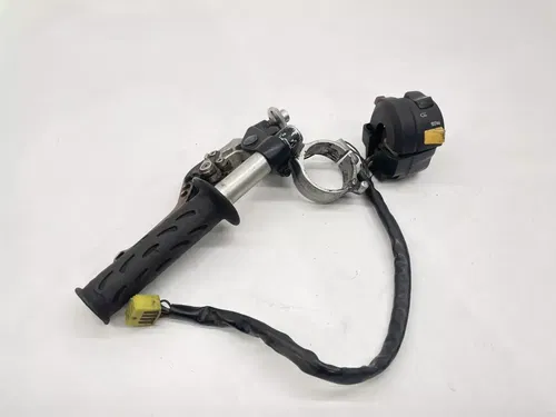 2007 Suzuki GSXR 750 Clip On Handle Bar Switch Light Button High Beam GSXR600