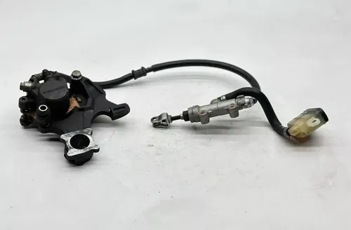 2009 Suzuki GSXR 600 Rear Brake Assembly Master Cylinder Caliper OEM GSXR600