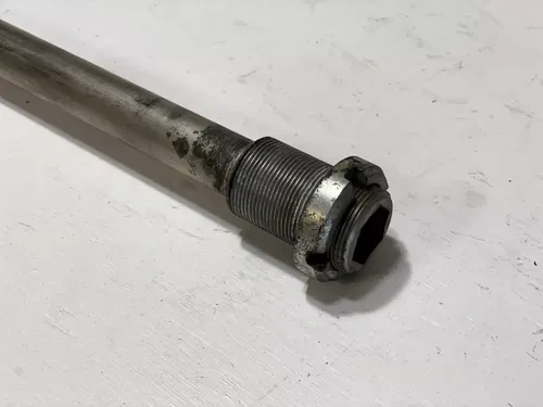2007 Suzuki GSXR750 Swingarm Axle OEM Swig Arm Pivot Bolt Nut Shaft GSXR 750