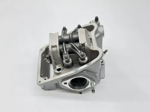 2009 Aprilia Mana 850 Cylinder Head Valves Top End Exhaust Port Assembly Mana850